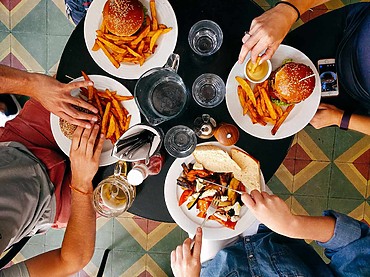 Alimentos que provocan retención de líquidos