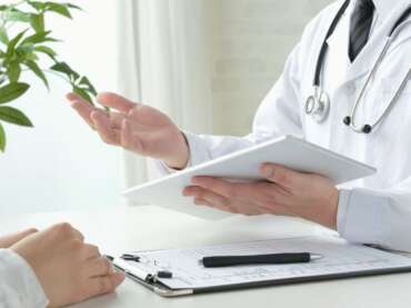 La importancia de la consulta médica previa antes de un tratamiento